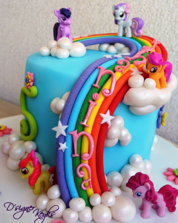 Special for you here is Lil Pony Themed Cakes, best dish which too proper to talk about.