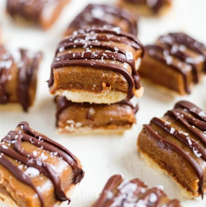 Salted-caramel-shortbread bars-recipe