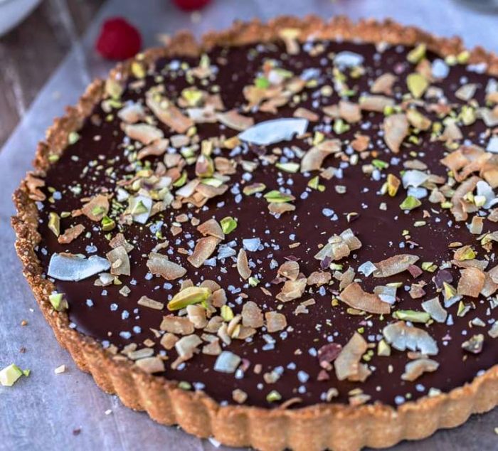 Chocolate-raspberry-coconut-almond-tart-gluten-free-vegan