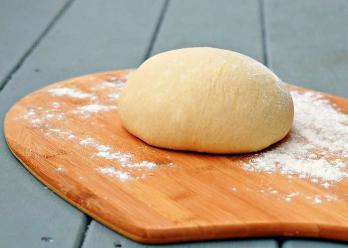 Simple-homemade-pizza-dough-recipe