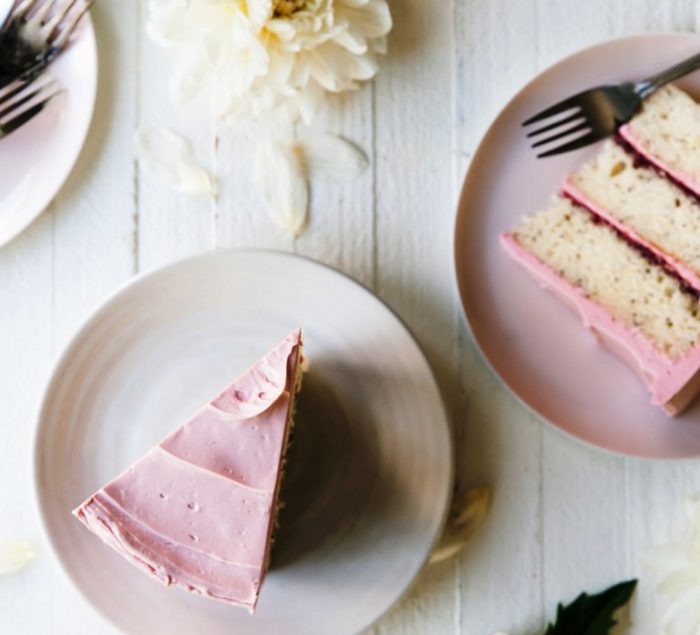 Lemon-poppy-seed-raspberry-layer-cake