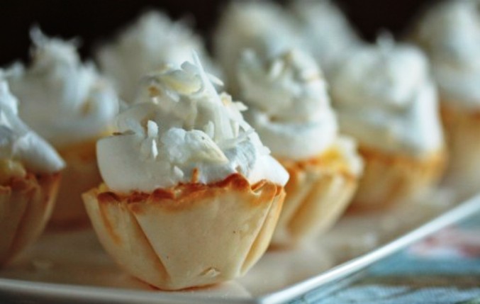 Mini-coconut-cream-pies