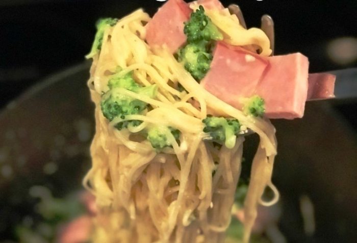 Ham-alfredo-spaghetti