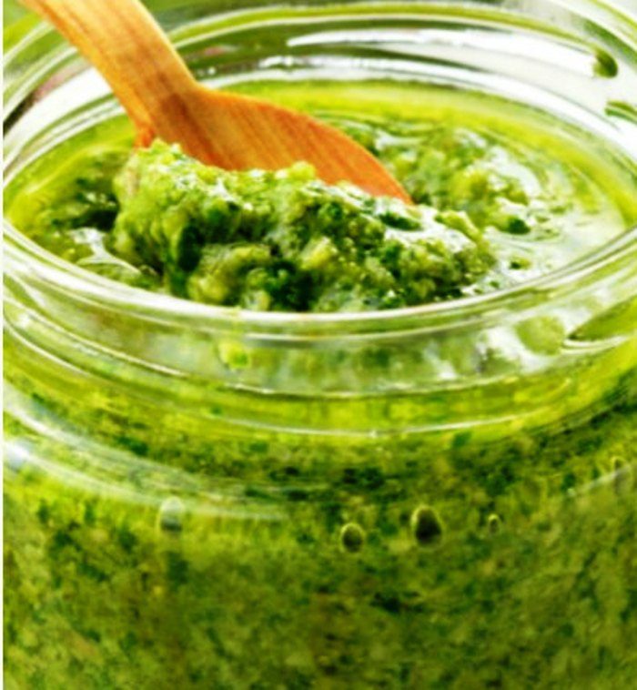 Healthy-spinach-kale-pesto