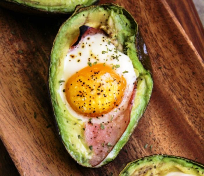 Avocado-egg-bake