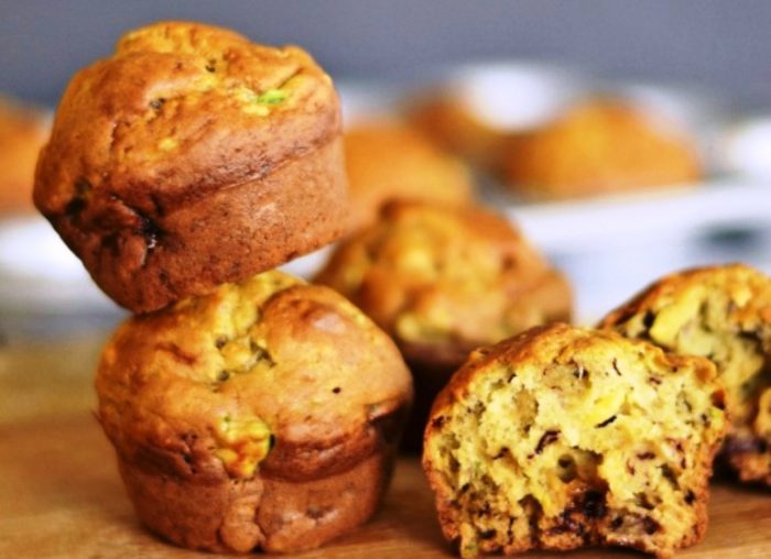 Banana-avocado-muffins