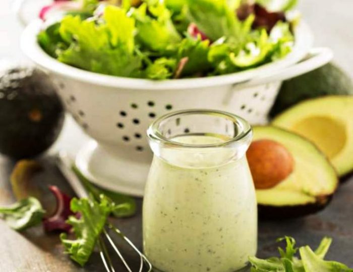 Avocado-ranch-dressing-low-carb-gluten-free