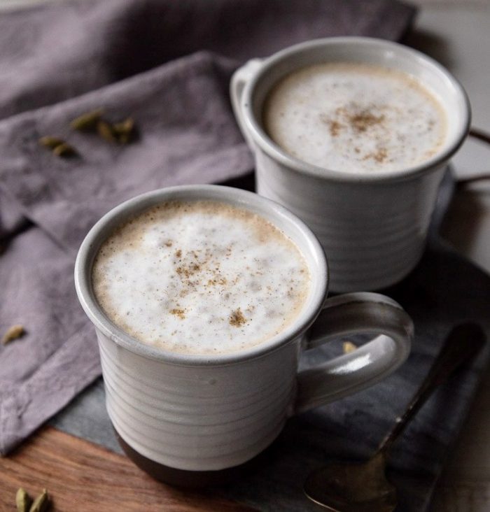 A cardamom latte sounds super fancy, but it’s actually very straightforward and doesn’t add any unwanted sugars or fat to your coffee.