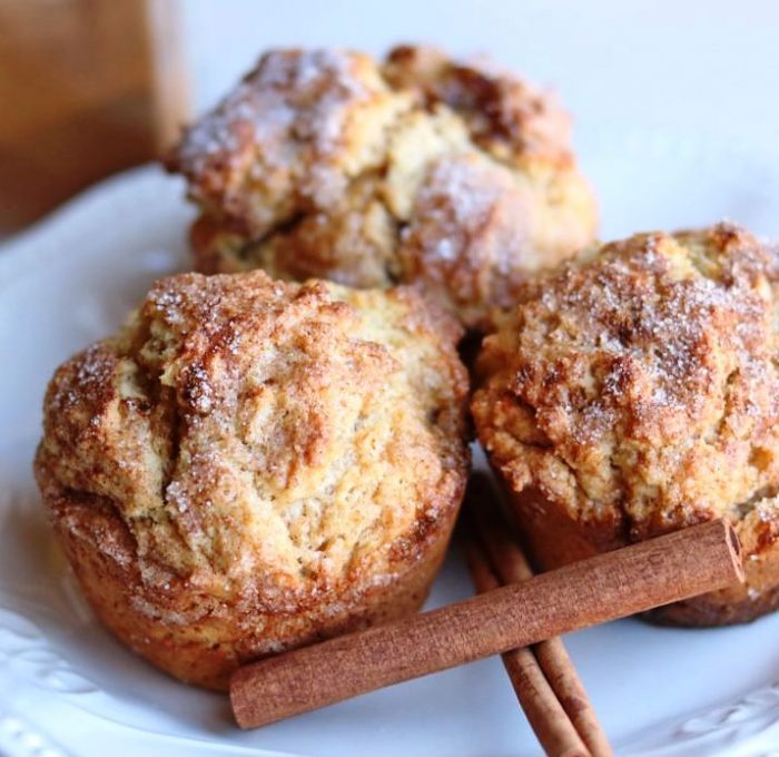 Cinnamon-cream-cheese-muffins