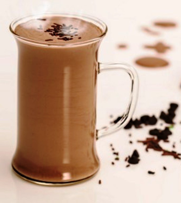 Winter-warm-hot-chocolate-protein-smoothie