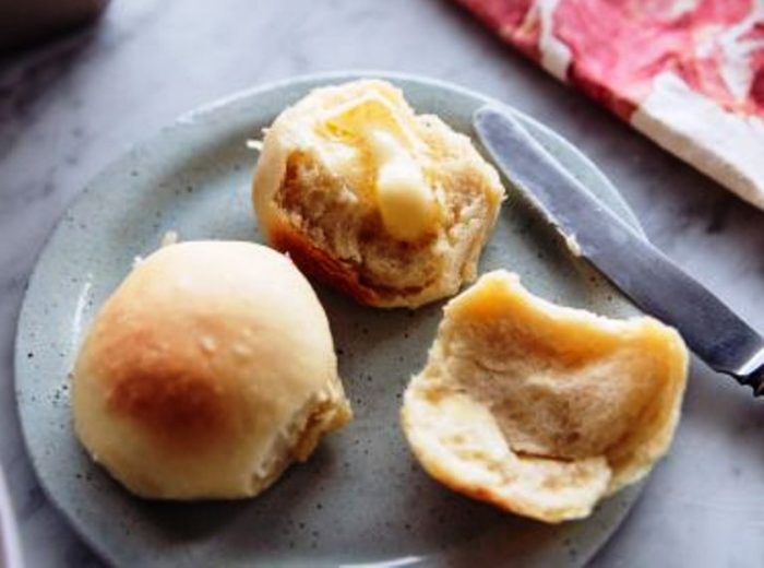 Buttery-bread-machine-buns

