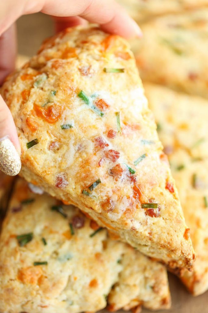 Easy peasy ham and cheddar scones perfect for any time of day – perfect as breakfast, snack-time, appetizer or with a bowl of soup!
