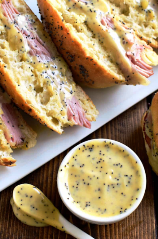 Honey-mustard-ham-cheese-sandwich