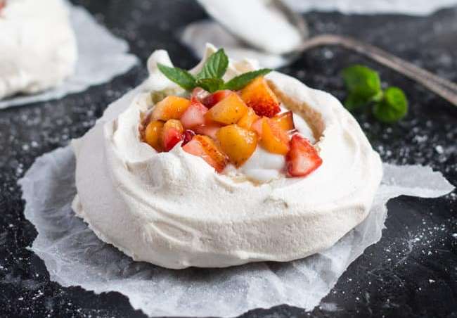 Vegan-mini-meringues-the-recipe