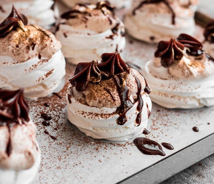Pavlovas-mini-crema-avellanas-chocolate
