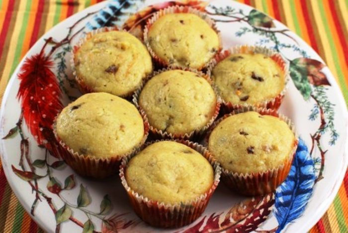 It's Muffin Monday again and for September I am really excited as I came across some Appalachian Paw paws which we have a lot of in Ohio and decided to try my hand at using the fruit in muffins.