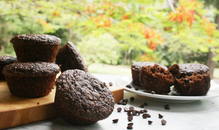 divine oat and chocolate honey muffins
