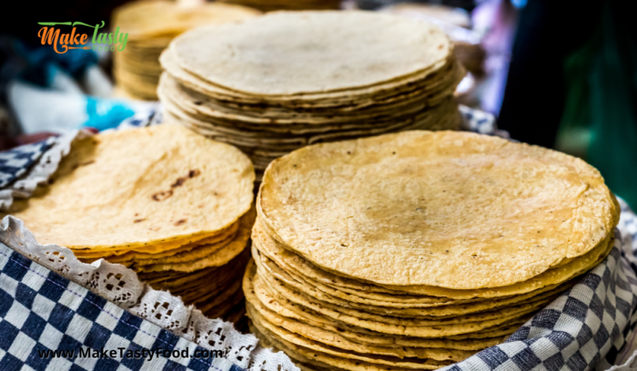 made tortillas wrapped in a cloth for warmth
