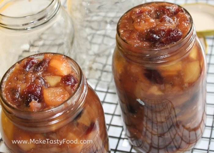 bottled pear chutney