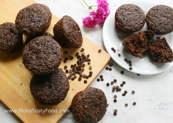divine oat and honey and chocolate muffins