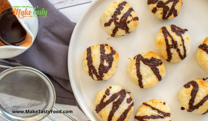 a closer look at delishes coconut macaroons