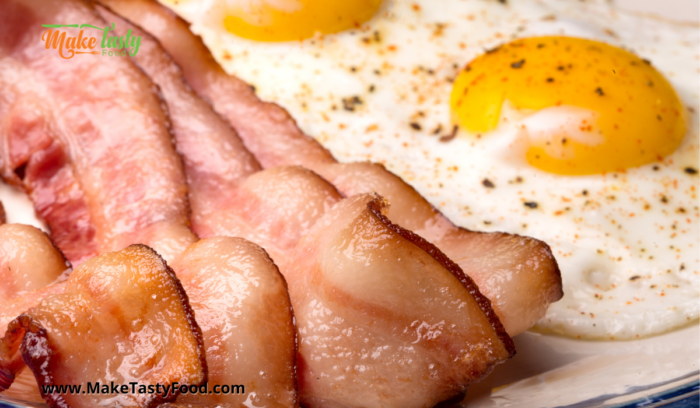 fried bacon and egg for the vetkoek filling
