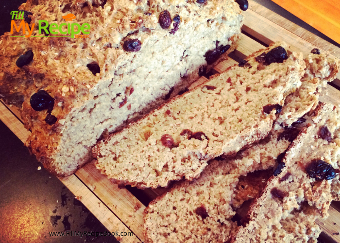 whole wheat soda bread, Traditional Irish Breakfast Tea Recipe in a large pot. Best full ulster fry Irish breakfast with brewed morning tea and cream idea.