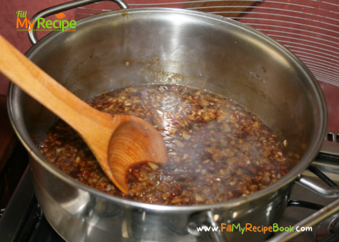 The best Tasty Curry Beetroot Chutney recipe bottled to store. Easy South African salad, canned for a side dish, with apple cider vinegar.