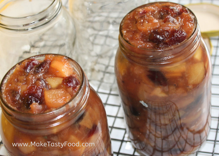 Tasty Homemade Pear Chutney