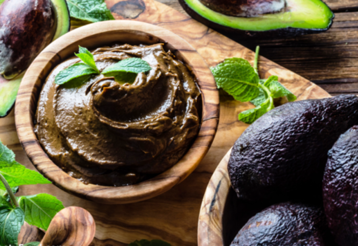 Healthy Chocolate Avocado Mousse. A healthy alternative for a chocolate mousse made with coconut milk and honey as a sweetener. An anti-inflammatory food that can help decrease chronic inflammation. Not to mention it Is packed with heart healthy fats and fiber and other nutrients for your health.