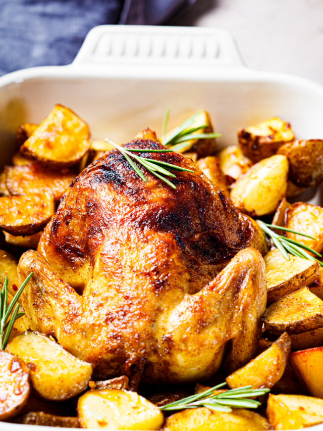 Sunday Roasted Chicken and Potato’s recipe. Best family meal for lunch or dinner and Thanksgiving or Christmas with gravy and vegetables.