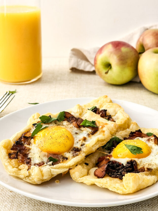 Quick Bacon and Egg Galettes recipe idea that is so easy to bake for breakfast, light supper. Fried Onion and cheese filling on puff pastry.