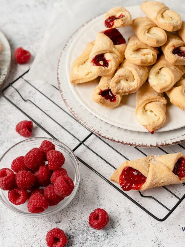 Kolaczki Raspberry Jam Cookies recipes idea to create. A cream cheese dough filled with raspberry jam for an aesthetic snack for tea time.