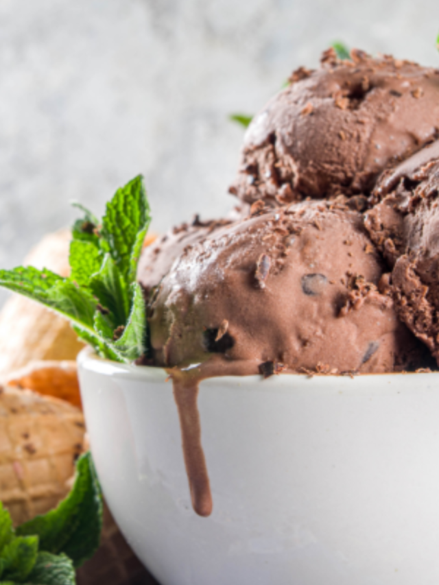 Creamy Chocolate Ice Cream Recipe that is an easy 3 ingredient homemade frozen dessert and a rich no chum easy family recipe.