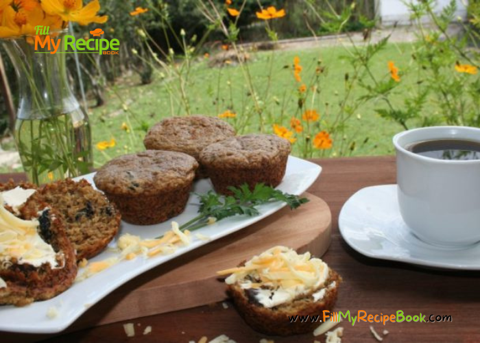 Breakfast Banana Muffins Recipe idea. Baked with ripe mashed banana for a easy healthy brunch or tea snack, full of protein and fiber.