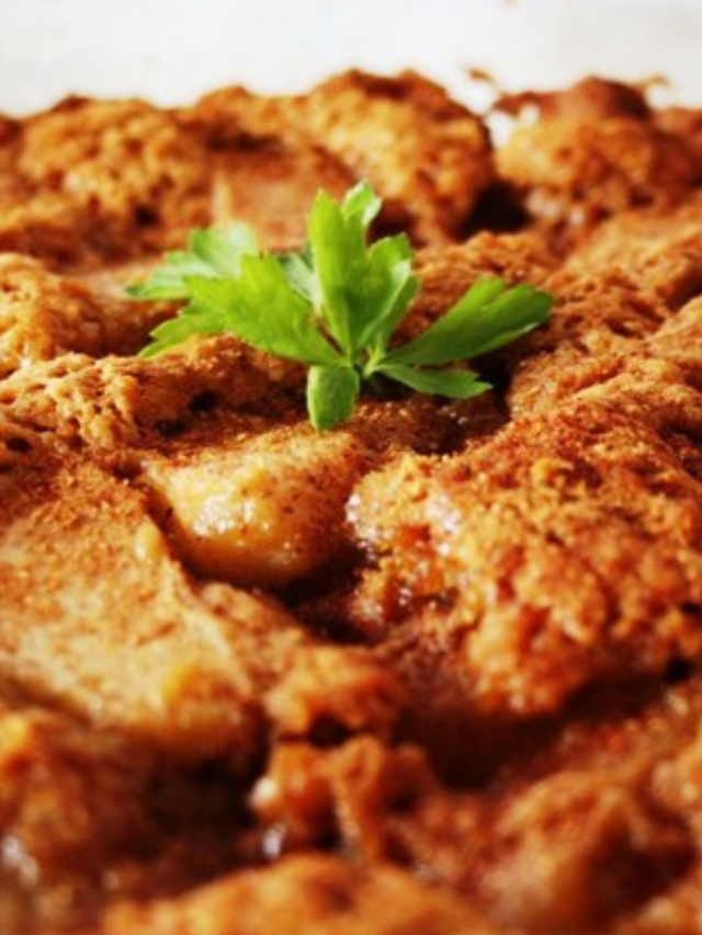 Easy Pear Cobbler Recipe idea. An Oven Baked dessert made all in one dish with batter and fresh fruit topped with cinnamon, brown sugar.