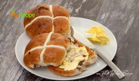 Achieve these perfect Easy Bread Machine Hot Cross Buns recipe. These traditional spiced buns are perfect oven baked during Easter.