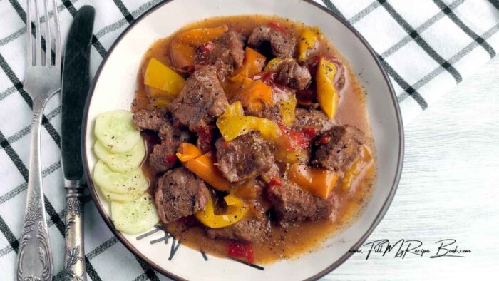 minutes before the end of cooking, if desired, thicken the sauce: mix 1 tsp starch with 1 tbsp. water, pour into the slow cooker, stir gently and cook until thickened. We did not thicken the sauce.