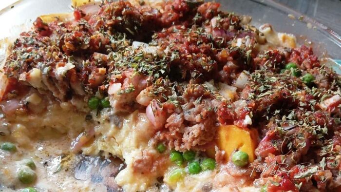 Place this full meal casserole dish in the heated oven and bake until the meat and liquid has been absorbed. Should take about 30-40 minutes. This will depend on the size of your dish.
The potatoes should be tender and cooked, and the ground beef and bacon crispy and golden and full of flavor.