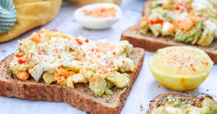 It’s a great way to enjoy whole foods with minimal processing, perfect for busy mornings, relaxed brunches, or a light lunch that still feels filling. 