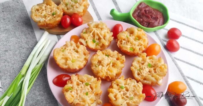 Choose the right base for the recipe. It's best to use pasta with a distinct shape: elbow macaroni, or small shells. They hold the sauce well and help the pieces hold their shape after baking. Cheese plays a key role. Choose a classic, sharp cheddar with a rich flavor or a gooey mozzarella. A mixture of two or three cheeses can be used for a deeper flavor. For a special touch, sprinkle the cheese muffins with Parmesan cheese. To help the bites stick together, you can add an egg to the mixture (we didn't). It helps the mixture "stick" during baking and makes it easier to remove the bites from the pan. A little heavy cream will make the mixture creamier, and for extra flavor, you can add garlic powder, red pepper flakes, thyme, paprika, or a pinch of mustard.