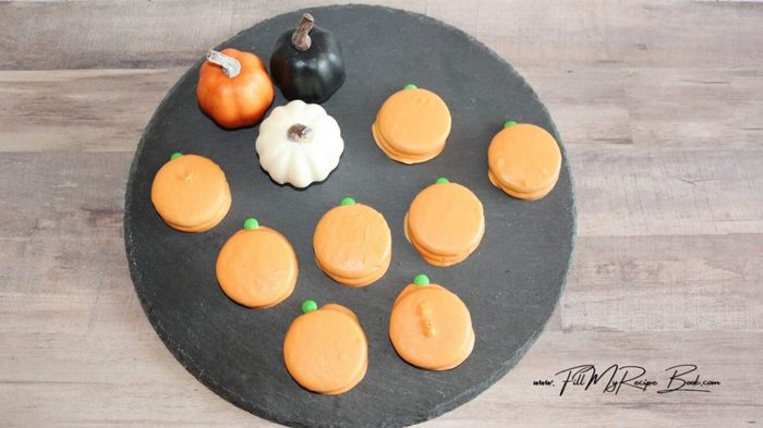 Quick Homemade Pumpkin Chocolate Covered Oreo’s recipe idea for holiday events, or seasons. So simple just 3 ingredients, no bake dessert.