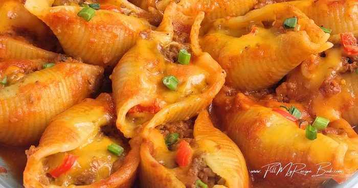 This is a delicious one pot dinner for the family. IT is easy and cooked on the stovetop, in a pan with a lid to keep in the moisture and flavors. Soft large shell shaped pasta with the flavors of beef with spices and peppers make this a great meal for pot lucks or family meals.